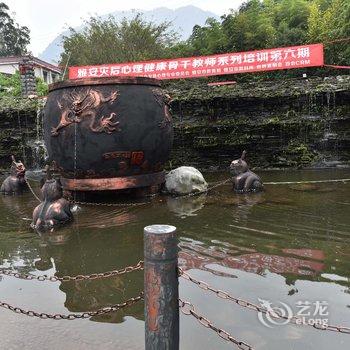 雅安银鹏山庄酒店提供图片