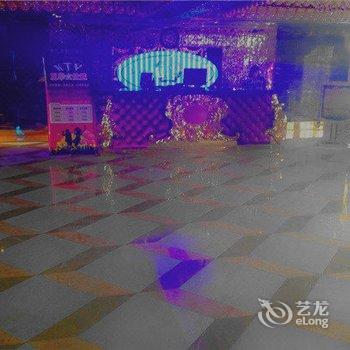 康保聚方源商务会所酒店提供图片