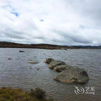 稻城迷藏客栈酒店提供图片