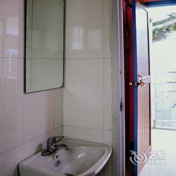 凤凰迎宾客栈酒店提供图片