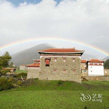 康定新都桥玩家客栈酒店提供图片