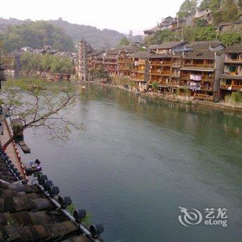 凤凰考拉小屋酒店提供图片