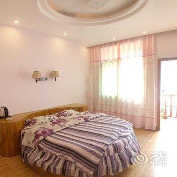 凤凰金三角客栈酒店提供图片