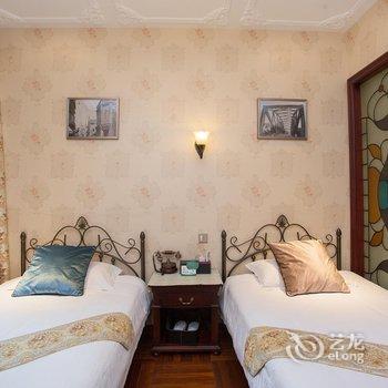 十号名邸精品酒店(上海音乐学院店)原五官科医院店酒店提供图片