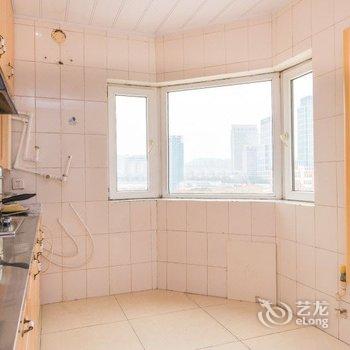 青岛石老人浴场三居室温馨家庭公寓（原石老人温馨家园家庭公寓）酒店提供图片