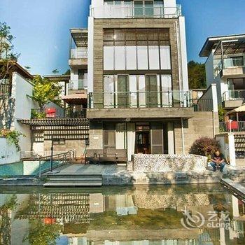 广州温泉明月山溪诗书街花园别墅酒店提供图片