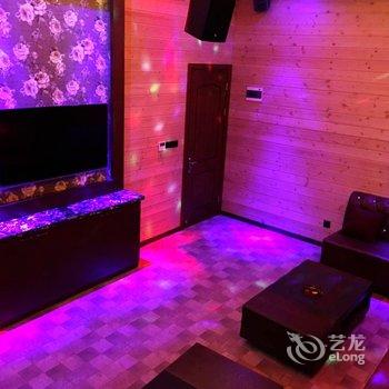 洛阳白云山森林木屋度假酒店酒店提供图片