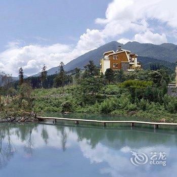 峨眉山七里坪温泉酒店酒店提供图片