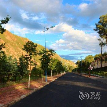 祁连绿逸草原生态驿站酒店提供图片