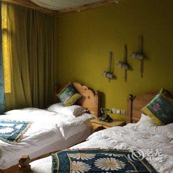 稻城亚丁呷拥酒店酒店提供图片