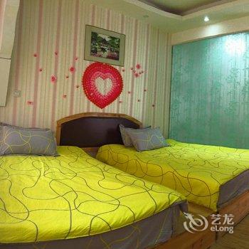 凤凰正中客栈酒店提供图片