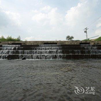 莫干山绿竹红坊住宿酒店提供图片