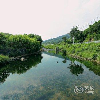 莫干山绿竹红坊住宿酒店提供图片