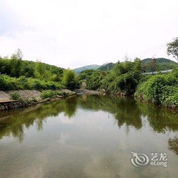 莫干山绿竹红坊住宿酒店提供图片