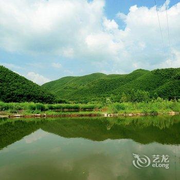 莫干山绿竹红坊住宿酒店提供图片