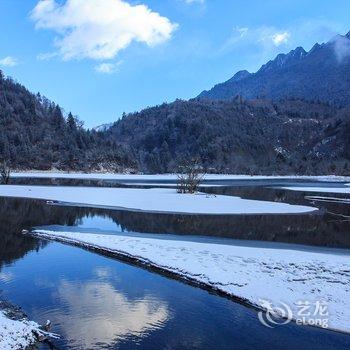 理县毕棚沟聚源山庄酒店提供图片