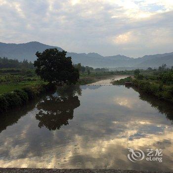 卢村木雕楼农家饭庄(黄山宏村)酒店提供图片