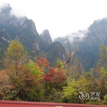 海螺沟金雪山假日酒店酒店提供图片