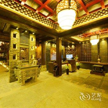 花筑·香格里拉稿公府客栈酒店提供图片