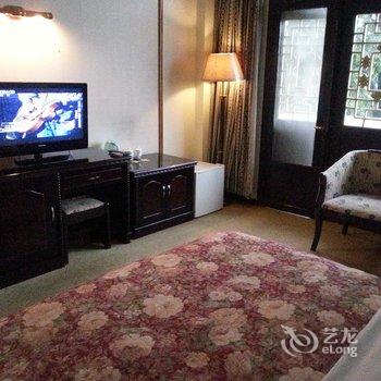 峨眉山金佛宾馆酒店提供图片