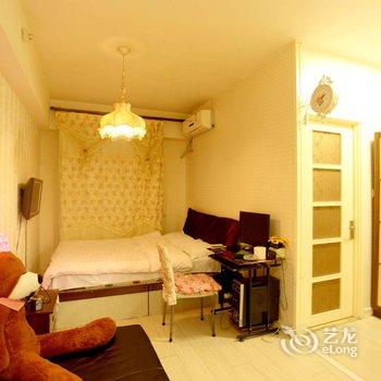 鞍山铁东区爱度家庭公寓酒店提供图片
