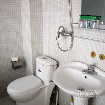 锦州市凌海一家人宾馆酒店提供图片