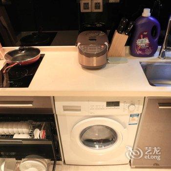 遇家精品酒店公寓(火车东站保利中汇店)酒店提供图片