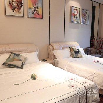 遇家精品酒店公寓(火车东站保利中汇店)酒店提供图片