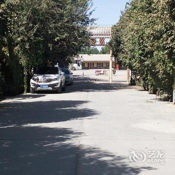 敦煌月牙泉聂老大客栈酒店提供图片