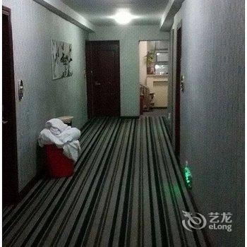 鹤峰街中阁宾馆酒店提供图片