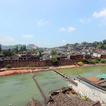 凤凰老街八号青年旅舍酒店提供图片