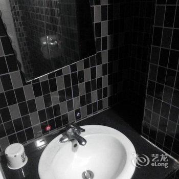 凤凰水车旁的窄巷客栈酒店提供图片