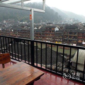 凤凰水车旁的窄巷客栈酒店提供图片