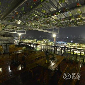 凤凰水车旁的窄巷客栈酒店提供图片