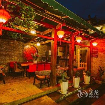 丽江瓦蓝旅居格调客栈酒店提供图片