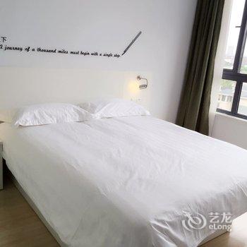 莫泰168(上海嘉定百联购物中心店)酒店提供图片