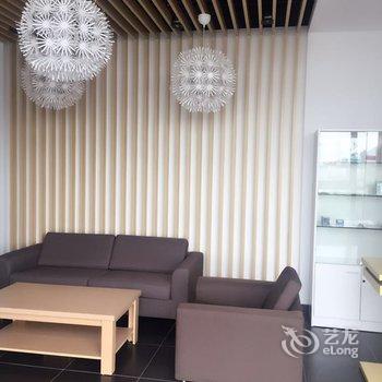莫泰168(上海嘉定百联购物中心店)酒店提供图片