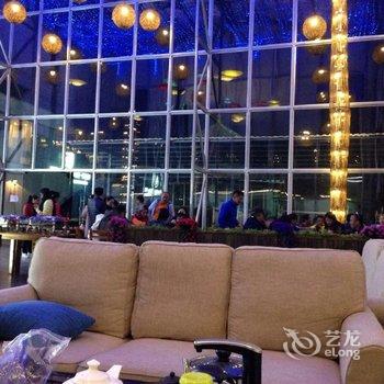 康定新都桥香奈星梦旅游酒店酒店提供图片