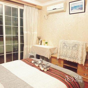 上海哲庐民宿(川周路)酒店提供图片