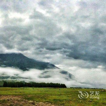 布尔津禾木景区禾木回转山庄酒店提供图片