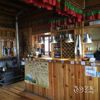 香格里拉东山顶上牧场客栈酒店提供图片