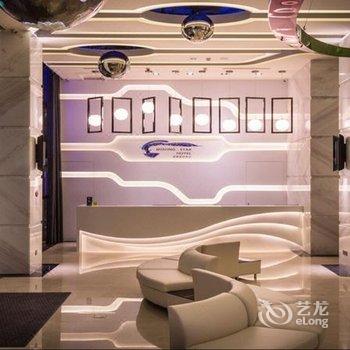 台中星动银河旅站酒店提供图片