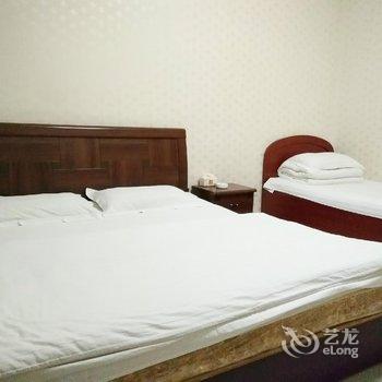 凤城河畔日月公寓酒店提供图片