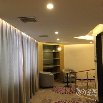 V9摩登酒店(武汉航天城园博园店)酒店提供图片