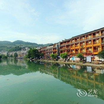 凤凰烟雨凤凰楼酒店提供图片