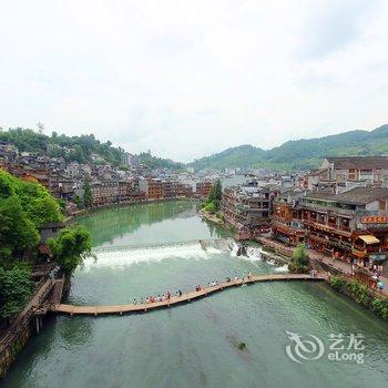 凤凰陌上花开旅馆酒店提供图片