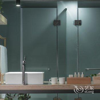 重庆的米空间酒店(观音桥北滨路鎏嘉码头店)酒店提供图片