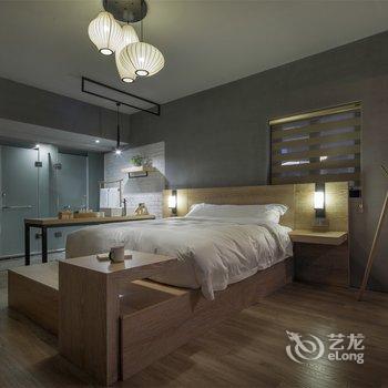 重庆的米空间酒店(观音桥北滨路鎏嘉码头店)酒店提供图片