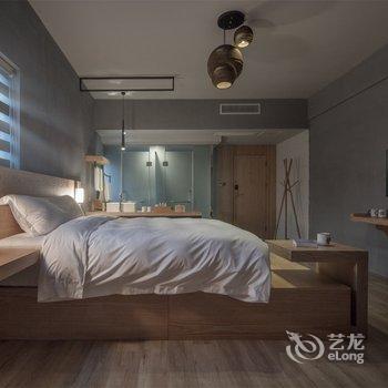 重庆的米空间酒店(观音桥北滨路鎏嘉码头店)酒店提供图片