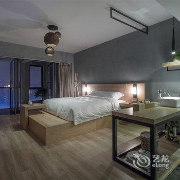 重庆的米空间酒店(观音桥北滨路鎏嘉码头店)酒店提供图片